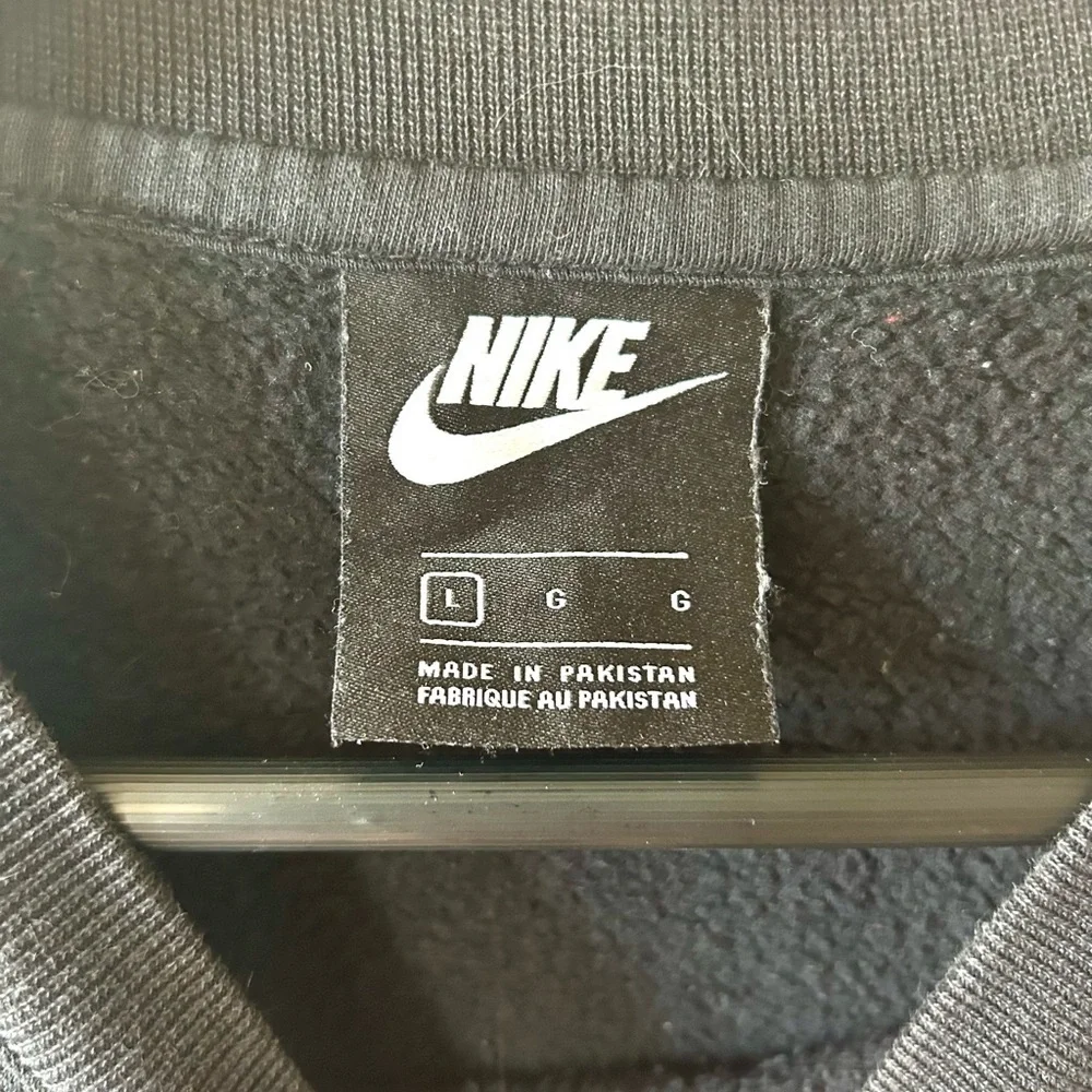 Nike Men's Black Sweater